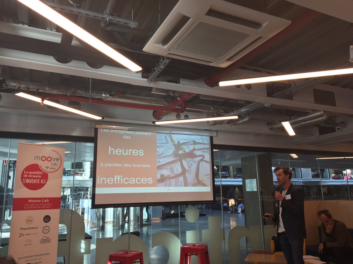 <a href="/TarotAnalytics/">Tarot Analytics</a> vous permet de visualiser, gérer et optimiser votre flotte de véhicules