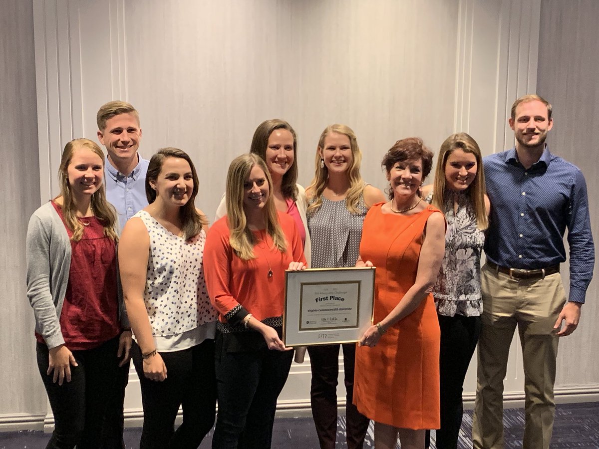 EhiggsSPT's tweet photo. So honored to accept FIRST PLACE in the #marquettechallenge on behalf of Virginia Commonwealth University!!! I couldn’t be more proud of my class and my program!! #APTANEXT #PTfam https://t.co/gR4q10txjN