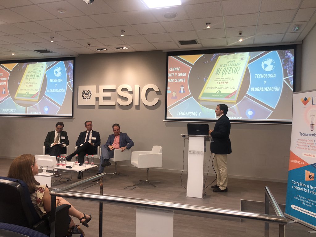 “Estamos ante un cambio mucho mayor que la Revolución Industrial. La gran diferencia es la velocidad. Los factores acelerantes son Internet, la Tecnología y la Globalización”, nos cuenta Raul Maldonado en el seminario de #marketing organizado por <a href="/LachambreEsp/">Cámara de Comercio Franco-Española</a>  y <a href="/EGA_executive/">EGA_Executive_Agency</a>