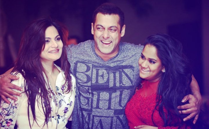 PigeonCokeZero's tweet photo. Love your smile💖 #salmankhan #salmanisbharat https://t.co/vE54E4SDJY
