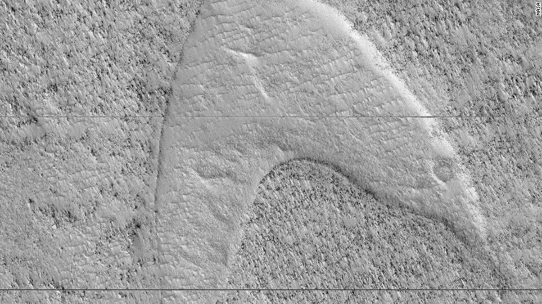 georgeslabreche's tweet photo. Star Trek's #Starfleet Insignia on the surface of the southeast #HellasPlanitia region of Mars. In case you're wondering where Hellas Planitia is, check it out on #MarsTrek:
https://t.co/45dLQIqjRW
https://t.co/idL7hJiO3J
@tingeber @blinameta @steve_shives #StarTrek #Mars https://t.co/oXpxUvj8bX
