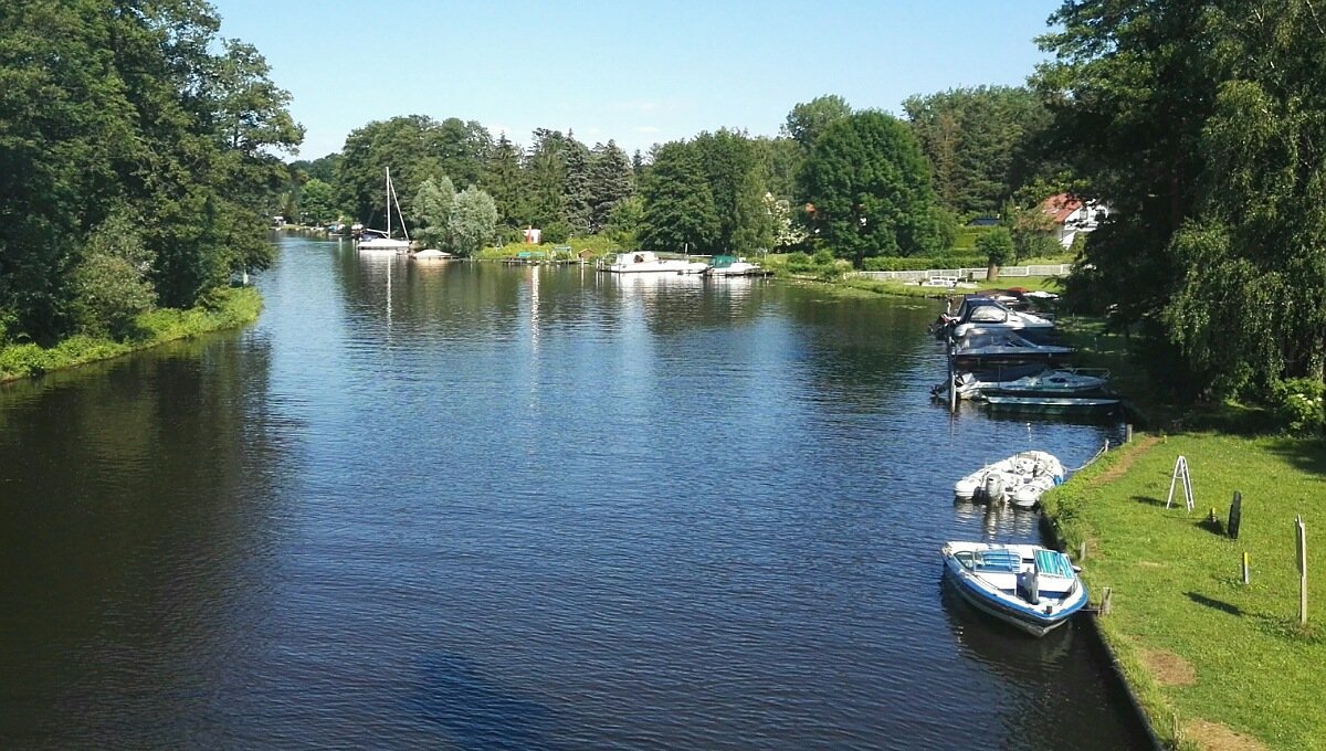 Sabine_MD's tweet photo. Nach dem Umsetzen zum Campingplatz #Prieros noch eine gemütliche Radrunde an der #Dahme bis kurz vor KW mit Ausklang im Biergarten an der #Dahmeradweg-Brücke Dolgenbrodt mit böhmischem Bier https://t.co/ZLLbA2FJbT
