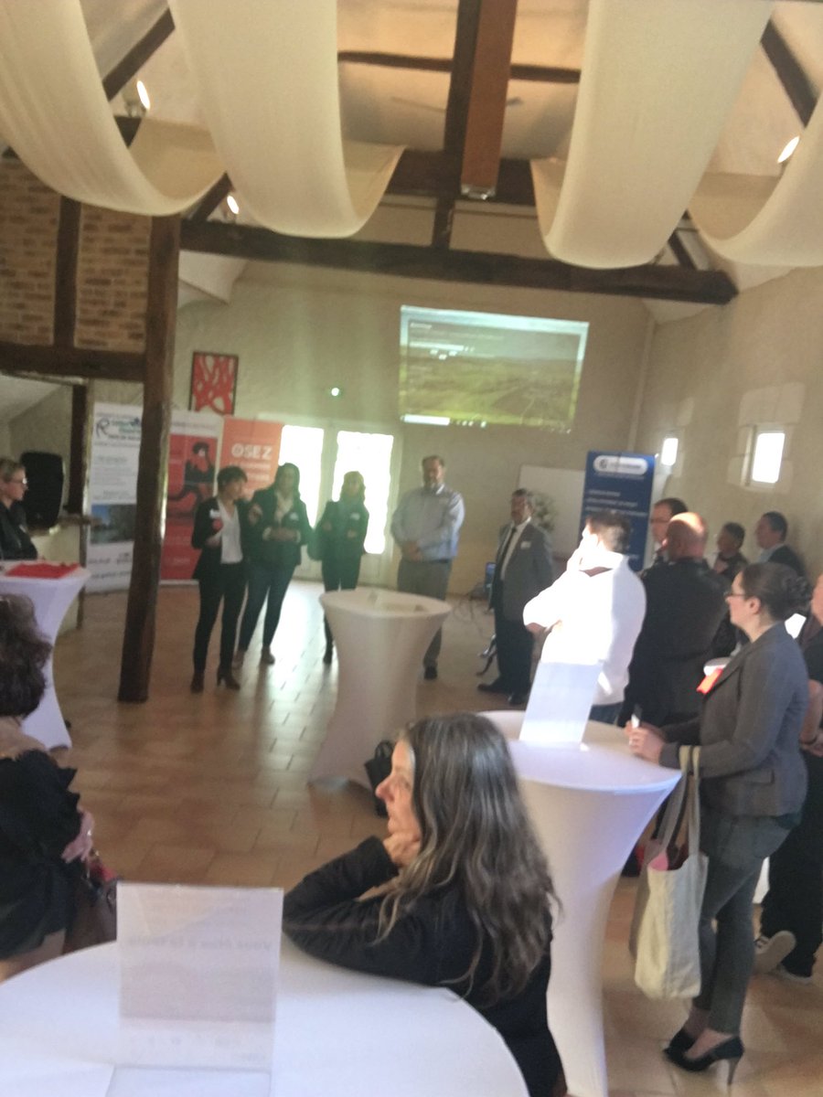 cecilial37's tweet photo. [en direct] @Soregor présent pour le networking du Pays Loire Nature aux côtés des entreprises du territoire 
Belle soirée en perspective ! https://t.co/ZvcXo3MDB3