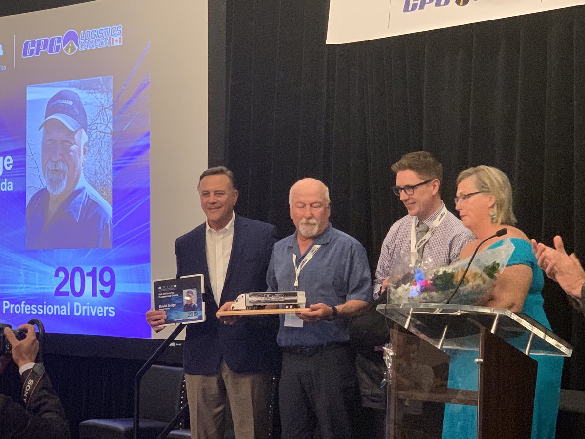 MalhotraSud's tweet photo. #AllanHuffman from John Deere fleet part of CPC logistics, #DavidJudge from Praxair Canada - receiving #PMTC2019 Hall of fame award. Its a proud moment for these gentlemen @privatefleets @cpclogisticsca https://t.co/dwvI0BKJio
