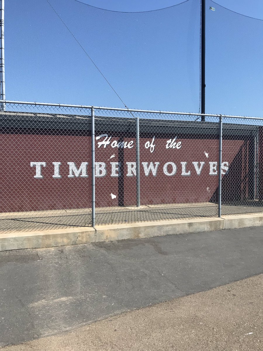 First 🏈 camp stop of 2019, <a href="/WoodcreekFB/">Woodcreek Football</a>. Timberwolves are coming off their best season in school history and will be lead by senior <a href="/gding50/">Grant Dinger</a>, who rushed for over 900 yards last year as a junior. After being Co-Head Coach last year, Brad Hunkins will assume the full role in 2019.