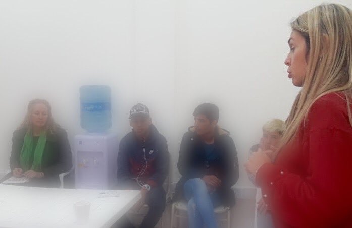 CDRCba's tweet photo. Capacitación
Se realizó un taller de Educación Sexual Integral a cargo de la @SDHArgentina en articulación con el Área de género y diversidad del #CDRCba donde se trabajaron normas heteronormativas, diversidad sexual y la violencia de género con jóvenes bajo medida alternativa https://t.co/COKnCkpL48