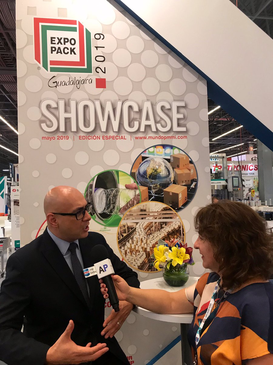 ambientplastico's tweet photo. #EXPOPACK19 entrevista con Jorge Garibay el nuevo Director General de @ExpoPack hablándonos del éxito de esta edición y su continuo crecimiento, “La economía circular el eje central de todo” https://t.co/lXvyUcIO9q