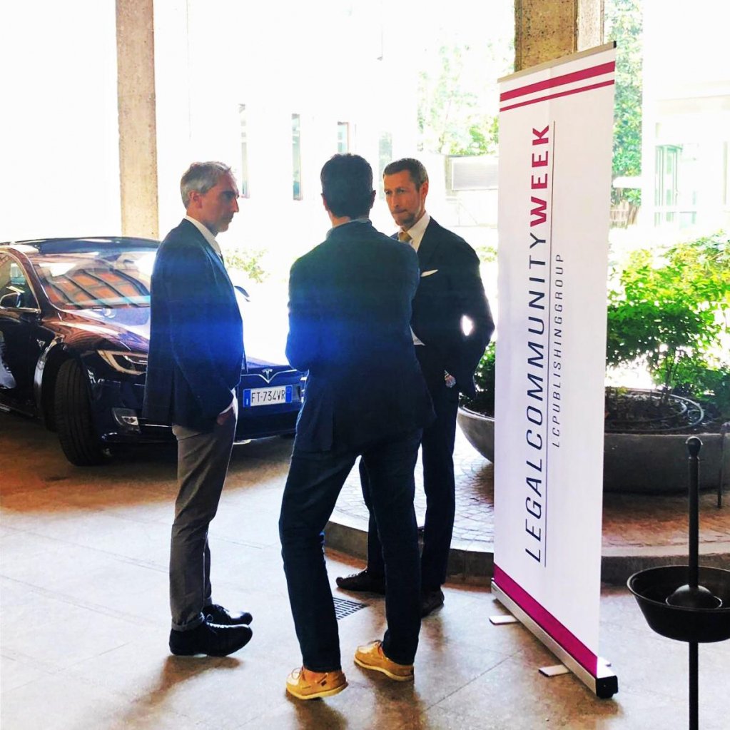 Legos_avvocati's tweet image. Sponsorizzare la week di @legal_community  a Milano ci ha permesso di partecipare a Conferenze nazionali e internazionali per avvocati, consulenti legali e professionisti di tutto il mondo.
#legalcommunityweek  @LCPublishing_MI