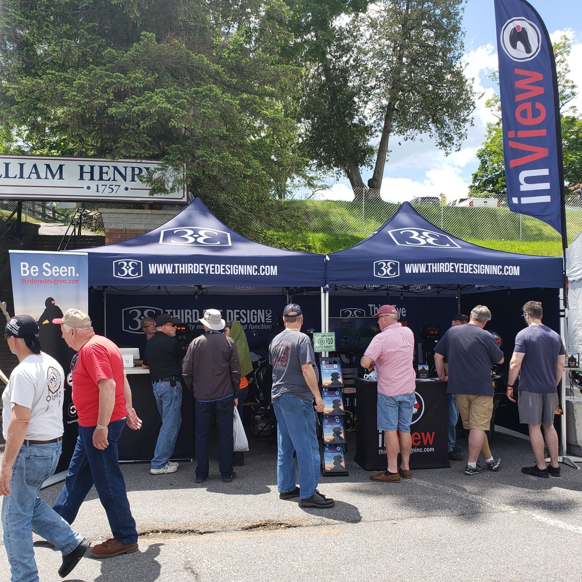 3rdEyeDesign's tweet photo. A big thank you to all of our fans, follows, new customers and new friends from Americade! #HelmetBrakeAndSignalLight #Americade #AlwaysBeSeen https://t.co/Fh4vL0LlOv