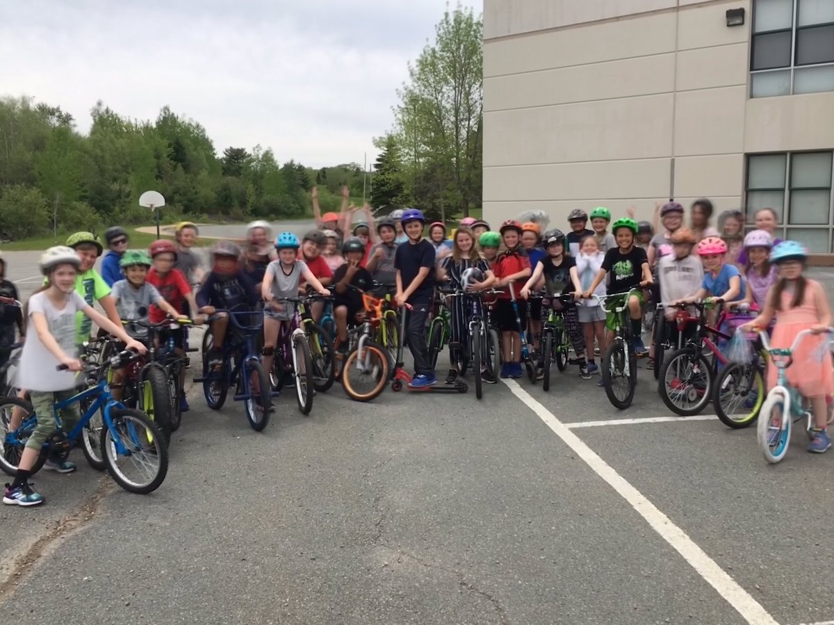 SHE_School (@she_school) on Twitter photo Grades 3,4 and 5 participating in Bike to School Day <a href="/SHE_School/">SHE_School</a>. Grades Primary, 1 and 2 participated as well for a total of almost 80 cyclists! Grades 3,4 and 5 participating in Bike to School Day <a href="/SHE_School/">SHE_School</a>. Grades Primary, 1 and 2 participated as well for a total of almost 80 cyclists!