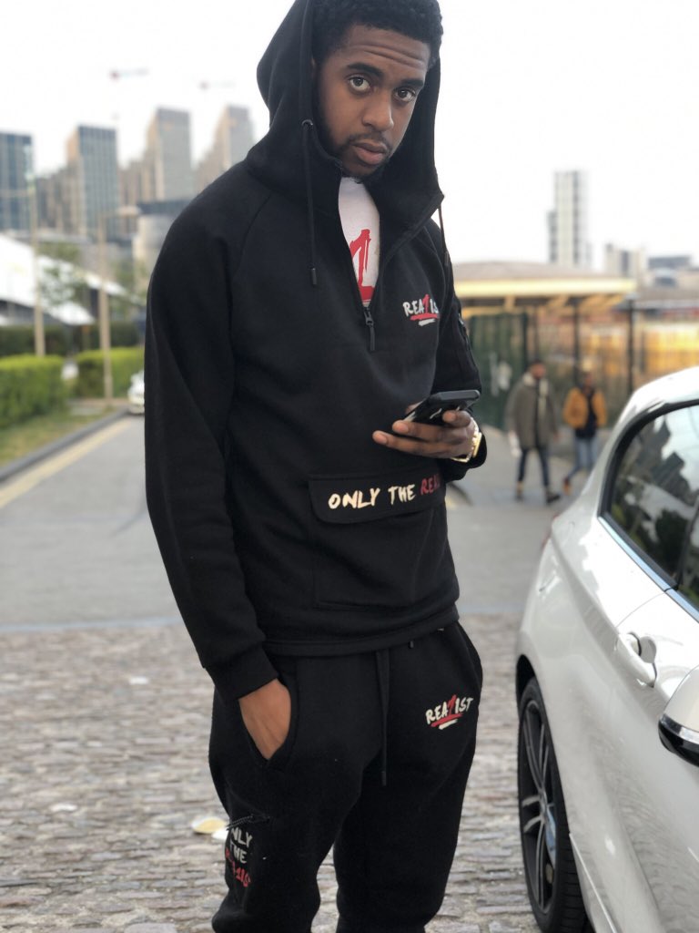 📍<a href="/Rea1istC/">rea1ist_clothing</a>