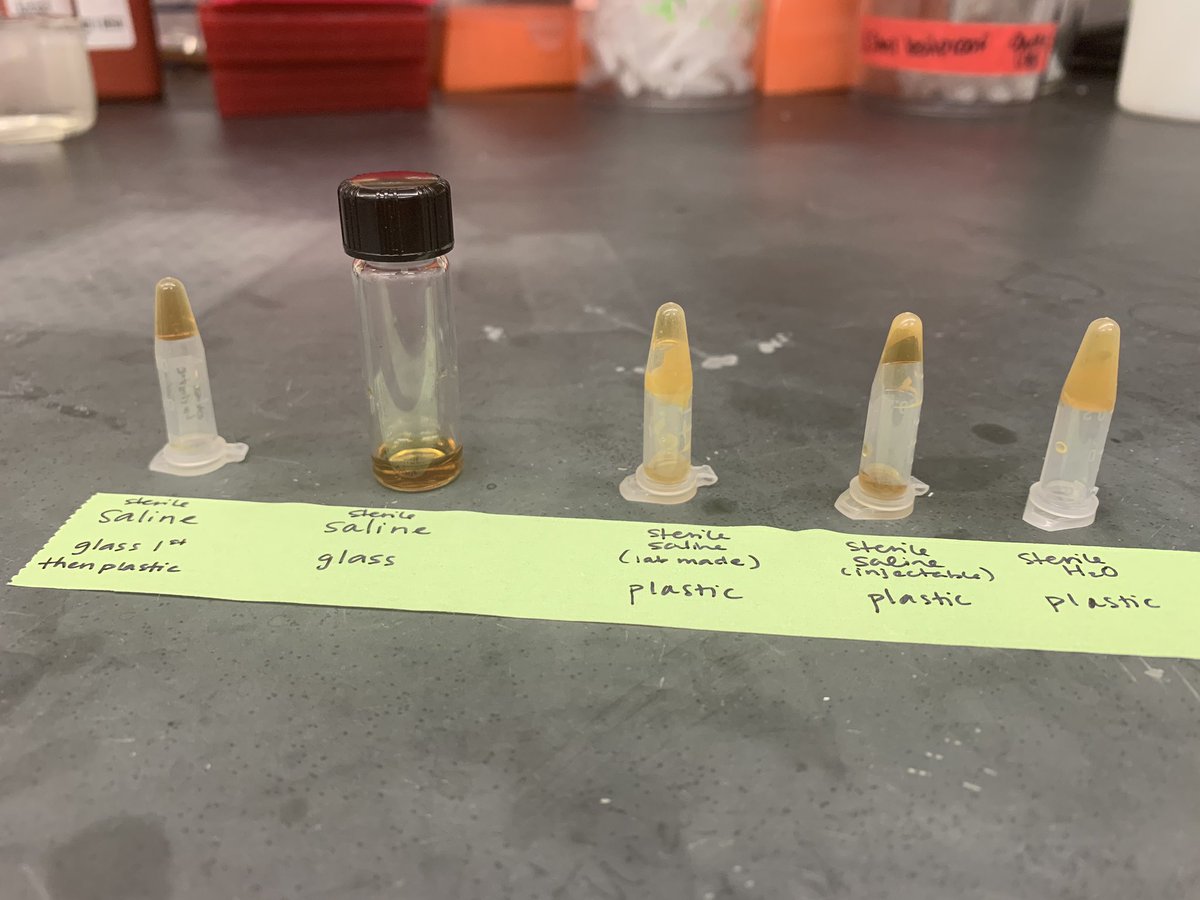 What’s happening here? Trying to dissolve chem compound. 1st in 100% DMSO then in NaCl or H2O to 40%. The right 3 became gelatinous. Tried in glass then transferred to plastic and stayed clear! Rxn is exothermic. We have a hypothesis, what’s your best guess? 🧪🧫🧩