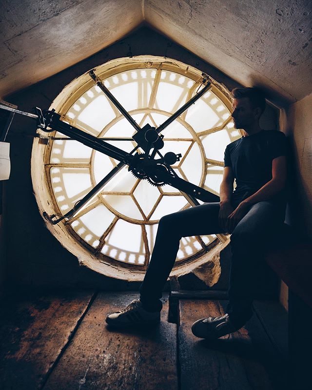 Inside the Real Abbey clock! 🕰 
#bath #bathuk #uk_greatshots #uk_shooters #lovegreatbritain #greatbritain #travelingb #visitbritain #visitbath #clocks #travelpassport #culturetrip #wonderfuldestinations bit.ly/2Idnlf1