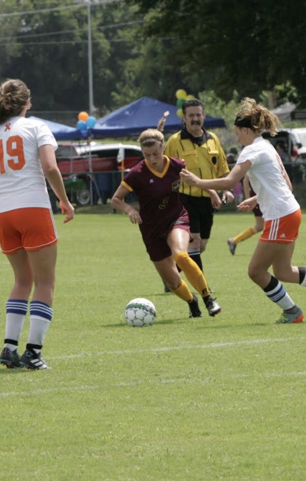 Congrats to <a href="/annahaddock_/">Anna Haddock</a> joining a 30+ year legacy as the 2018-19 <a href="/Gatorade/">Gatorade</a> Kentucky Girls Soccer Player of the Year! Haddock is now the first ever #GatoradePOY from <a href="/GwoodHS/">Greenwood High School🐊</a>