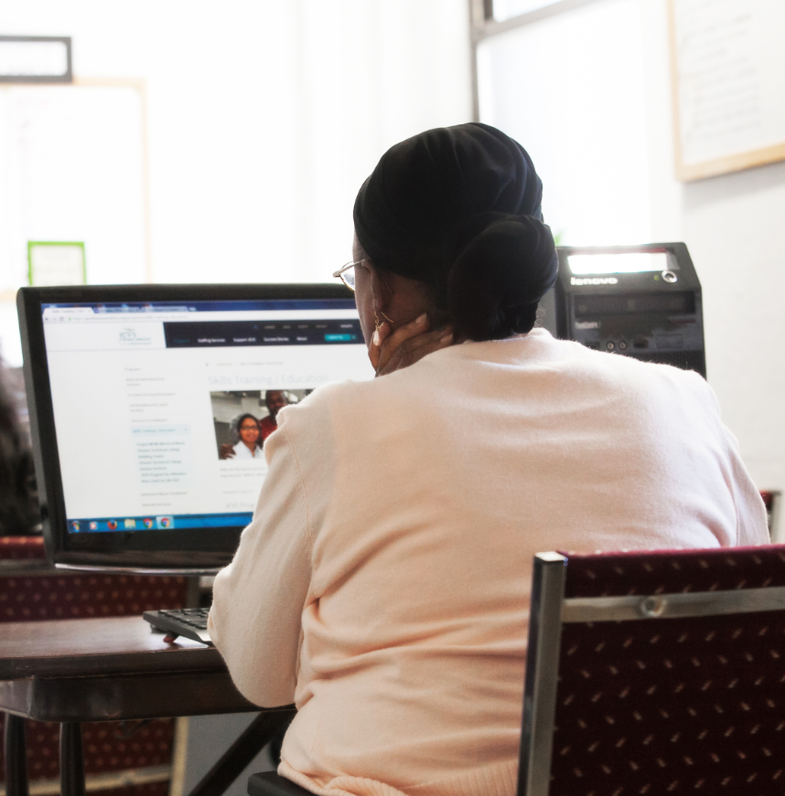 PhillyKEYSPOTS's tweet photo. The next KEYSPOT All-Network meeting is in one week: June 20, 1 - 4 p.m. at the Innovation Lab in the Municipal Services Building. We'll discuss the #PHLCityID as well as hear back from the learning labs! Register now ➡️ https://t.co/k92VdfRcaH https://t.co/e0shcZaA1i