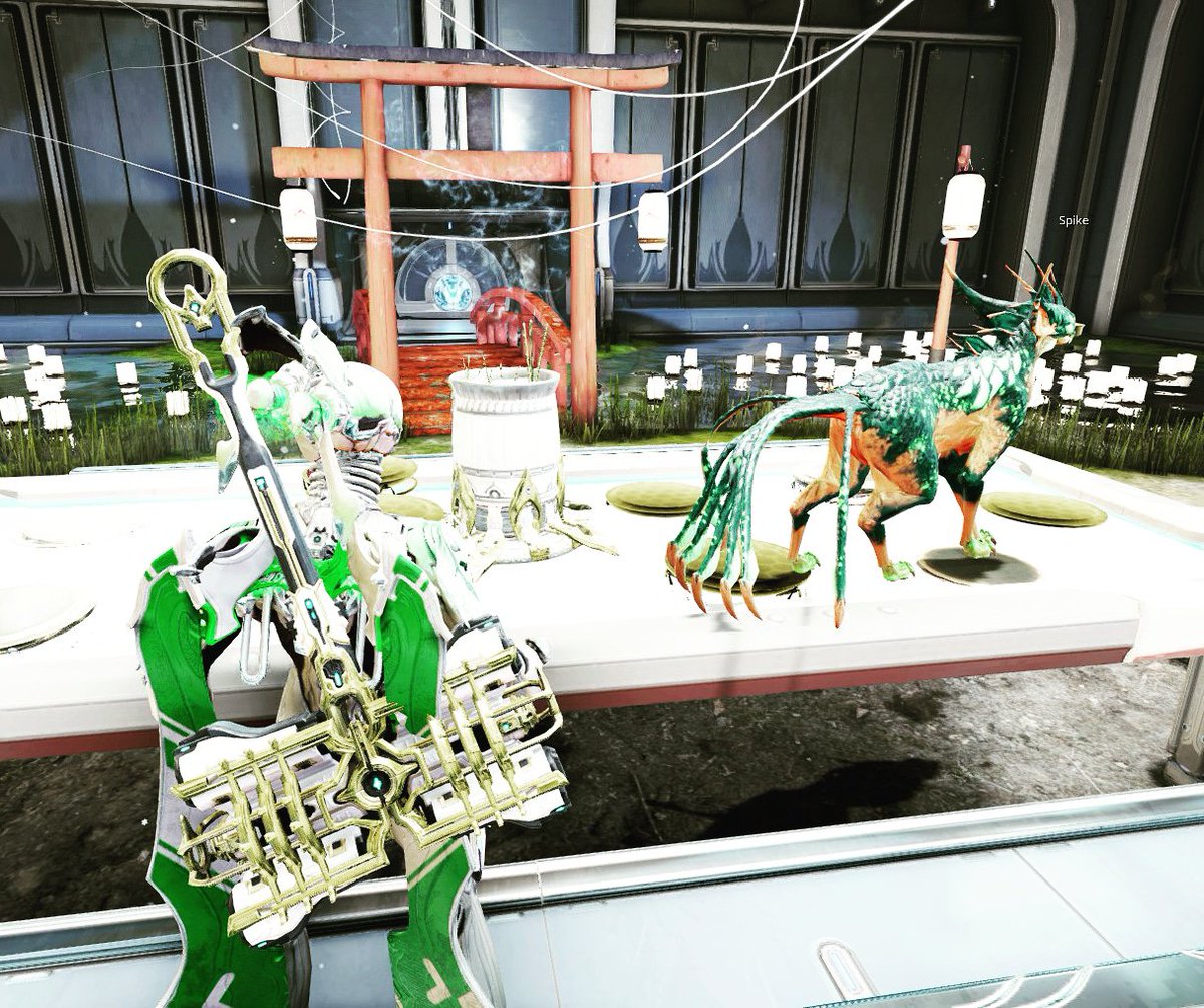 twirlandswirl's tweet photo. Even space cats think they belong on the table. Points for realism, @PlayWarframe. #warframe #kavat #getoffthetable #spacecat #gamergirl https://t.co/7Oij8M7a5Y