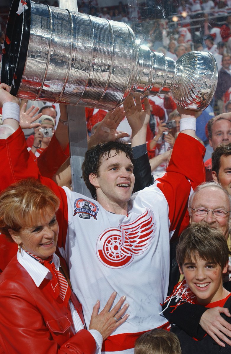Detroit Red Wings On Twitter Luc Robitaille Class Of 09