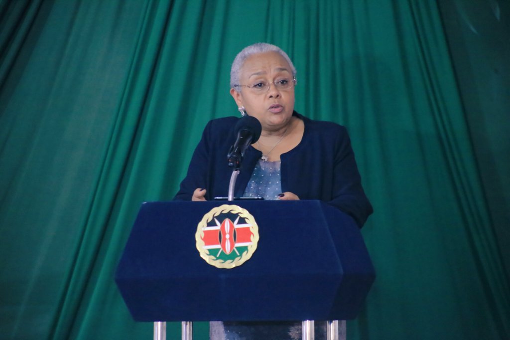 goplacesdigital's tweet photo. Her Excellency, the First lady of Kenya, @margaretKenyat1 opens the Diplomatic Photography competition at the @museumsofkenya. #photography @RichAllela https://t.co/d9KROBFn7B