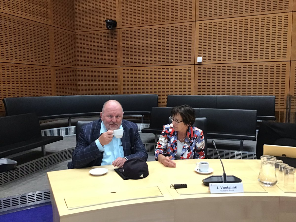 Is dit een nieuw duo raadslid of kandidaat raadslid voor de PvdA?