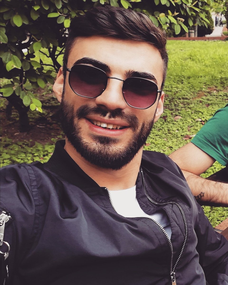 YZohrabov's tweet photo. Bize acı tecrübeler olarak görünen şeyler genelde kılık değiştirmiş lütuflardır. https://t.co/dBs0dNpn2W