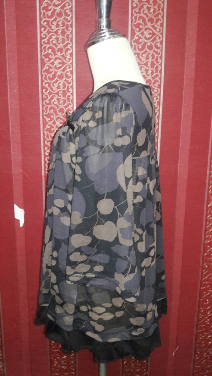 weenawan05's tweet image. เสื้อชีฟองคอกลมแต่งระบายหน้า แขนครึ่งศอก สีน้ำตาลแต่งลวดลาย รหัส C21
อก 21 นิ้ว 
ยาว  24 นิ้ว
แขน 16  นิ้ว
ราคา 100 บาท
IDLine : @maengposhop
Website ; maengposhop.com
Fb : facebook.com/maengposhop
#เสื้อผ้ามือ2#เสื้อผ้ามือสอง#เสื้อผ้ามือสองราคาถูก#เสื้อผ้ามือสองสภาพดี