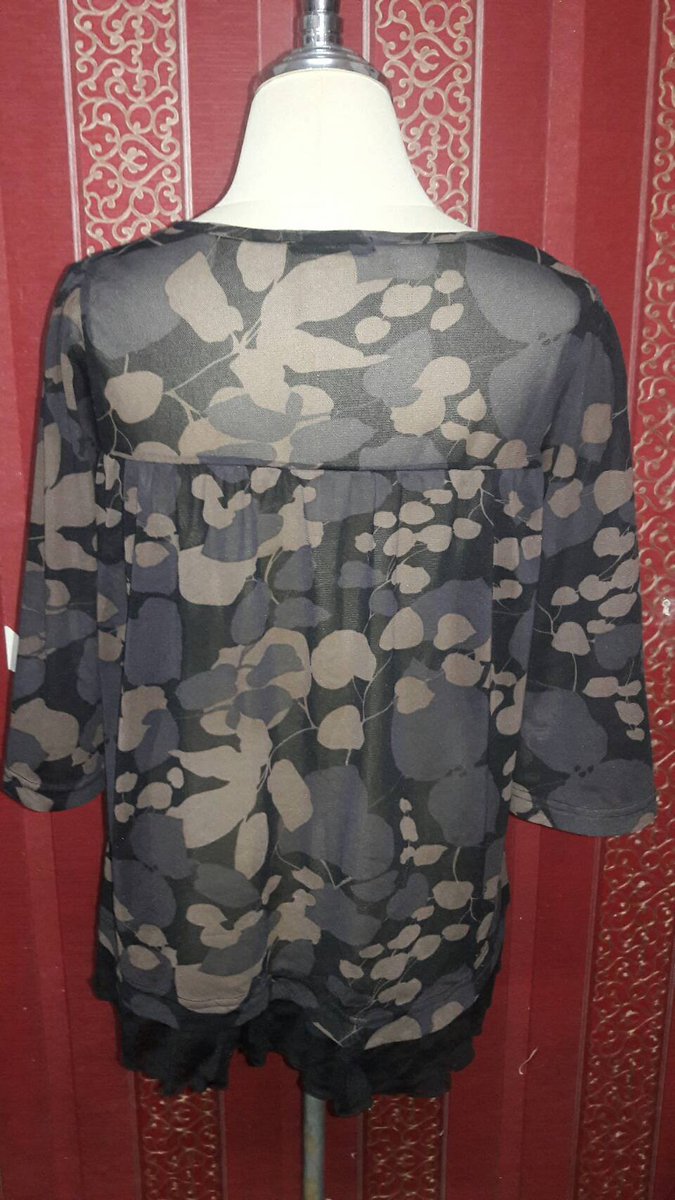 weenawan05's tweet image. เสื้อชีฟองคอกลมแต่งระบายหน้า แขนครึ่งศอก สีน้ำตาลแต่งลวดลาย รหัส C21
อก 21 นิ้ว 
ยาว  24 นิ้ว
แขน 16  นิ้ว
ราคา 100 บาท
IDLine : @maengposhop
Website ; maengposhop.com
Fb : facebook.com/maengposhop
#เสื้อผ้ามือ2#เสื้อผ้ามือสอง#เสื้อผ้ามือสองราคาถูก#เสื้อผ้ามือสองสภาพดี