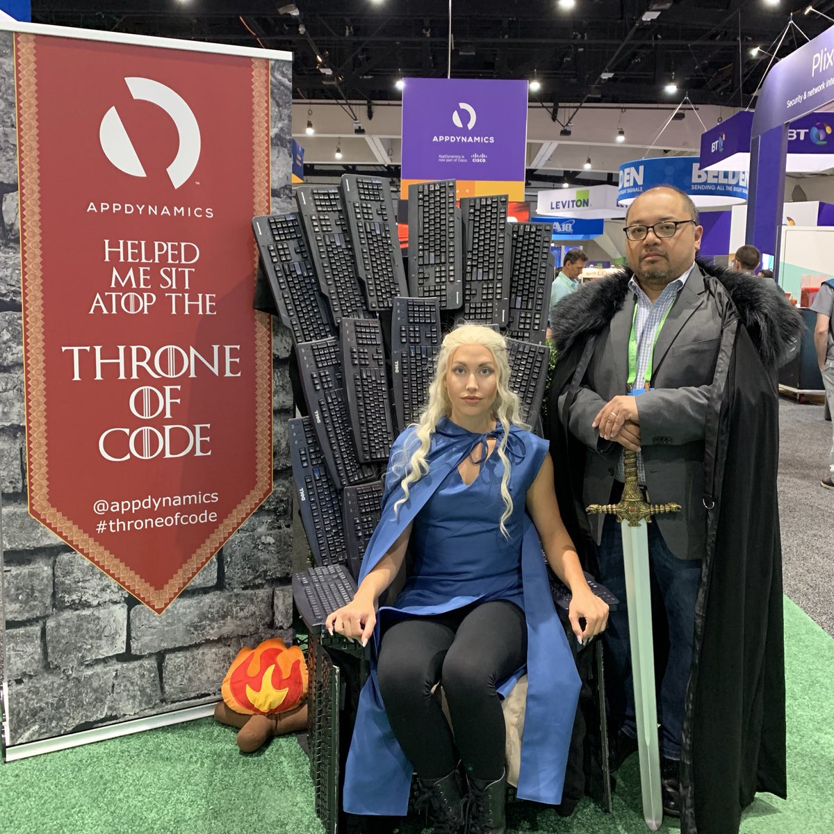 rcmercado's tweet photo. So apparently this is a thing... #ThroneOfCode @AppDynamics #CLUS #GameOfThrones https://t.co/NlvX4O5yzd