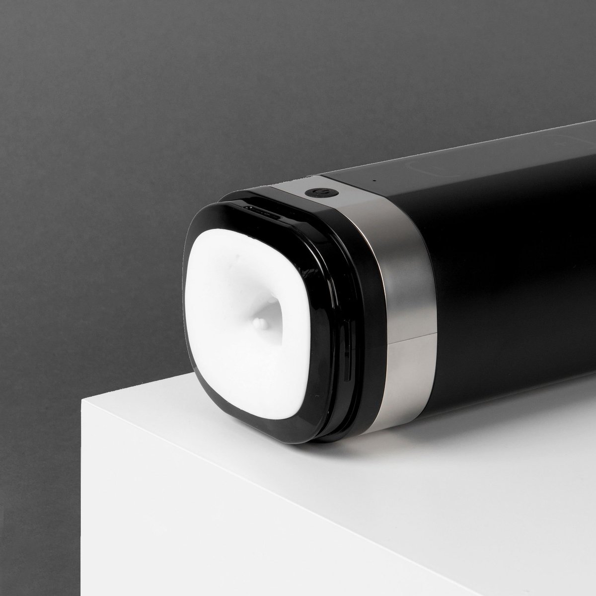 Kiiroo's tweet photo. The Onyx2 produces a sensation you have never felt before. Get ready to immerse yourself in a new wave of interactivity. You can now buy it in special price!
https://t.co/BYCR67FzJf
#Onyx2 #Promotion #SpecialOffer #thirstythursday #sexybutt #sextech #interactive https://t.co/RiuI5W54WF