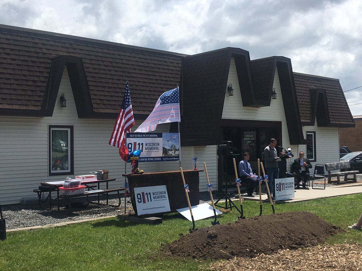 ashreichert27's tweet photo. What an amazing groundbreaking ceremony at the @Wisconsin_911 Memorial located in Kewaskum, Wisconsin. 🇺🇸 https://t.co/voVylbvQs4