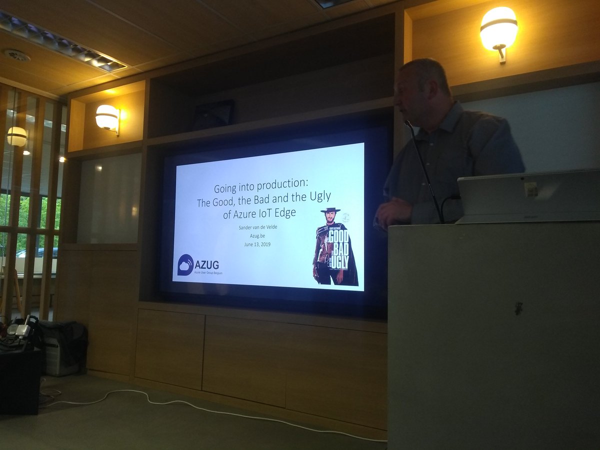GlennColpaert's tweet image. #IoTEdge in production by @svelde! Last session of the evening @azugbe! #Azure #IoT