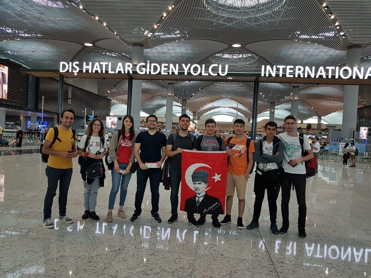 NASA sponsorluğunda düzenlenen CanSat Model Uydu Yarışması'nda ülkemizi temsil edecek 4 takımımız yola çıktı 🌍🛰

• İTÜ Apis ArGe
• Medeniyet Üniversitesi Team Thread
• GTÜ Phoenix
• Şehir Üniversitesi Swifturk

Gençlerimize başarılar diliyoruz 🇹🇷

#MilliTeknolojiHamlesi