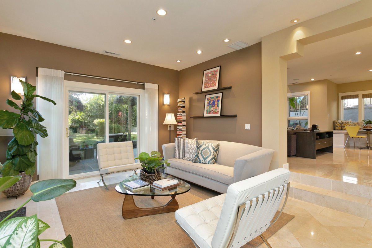 grubbco's tweet photo. Exquisite, modern home with beautiful indoor/outdoor flow, custom detailing and high end finishes:
https://t.co/Vr8jLCYXs8
#berkeley #berkeleyhome #modernhome #livingroom #diningroom #modernarchitecture https://t.co/eYj4nZMcO0