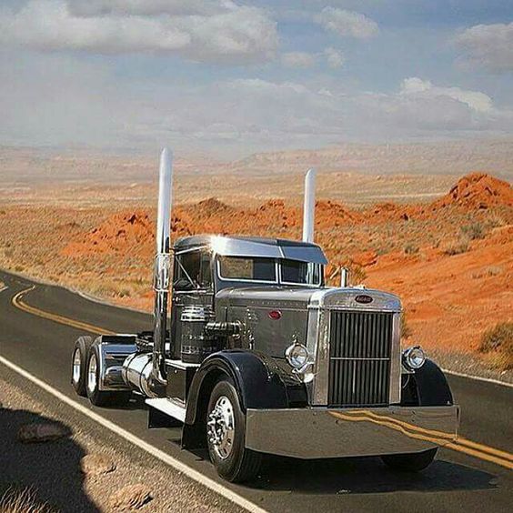 TruckingDepot's tweet photo. Great Peterbilt and great picture! #Trucking #TruckingDepot #Truckers https://t.co/lSA2kyarfF