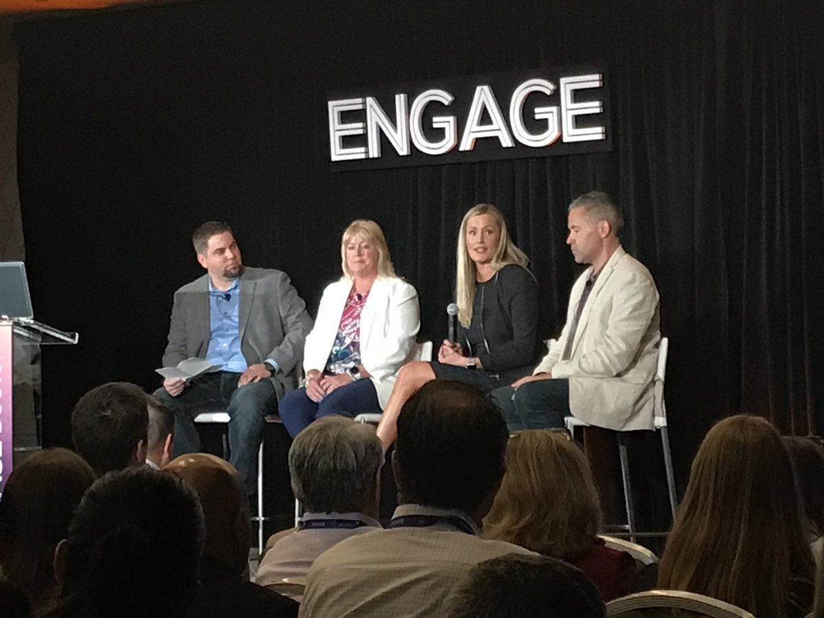 Two industry favs on one panel - <a href="/JenniferTorney/">Jen Torney</a> and @chezhoff in standing room only session on The Future of Talent at #BullhornEngage! @BeelineVMS <a href="/Manpower_US/">Manpower US</a>