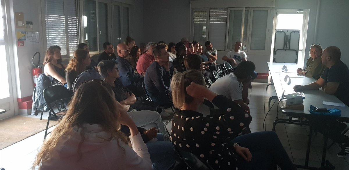 ACHandball's tweet image. Ce soir, c'est Assemblée Générale du club à l'ACH 😁. L'heure de faire le bilan et d'évoquer les beaux projets d'avenir. 
#TeamACH #FinDeSaison