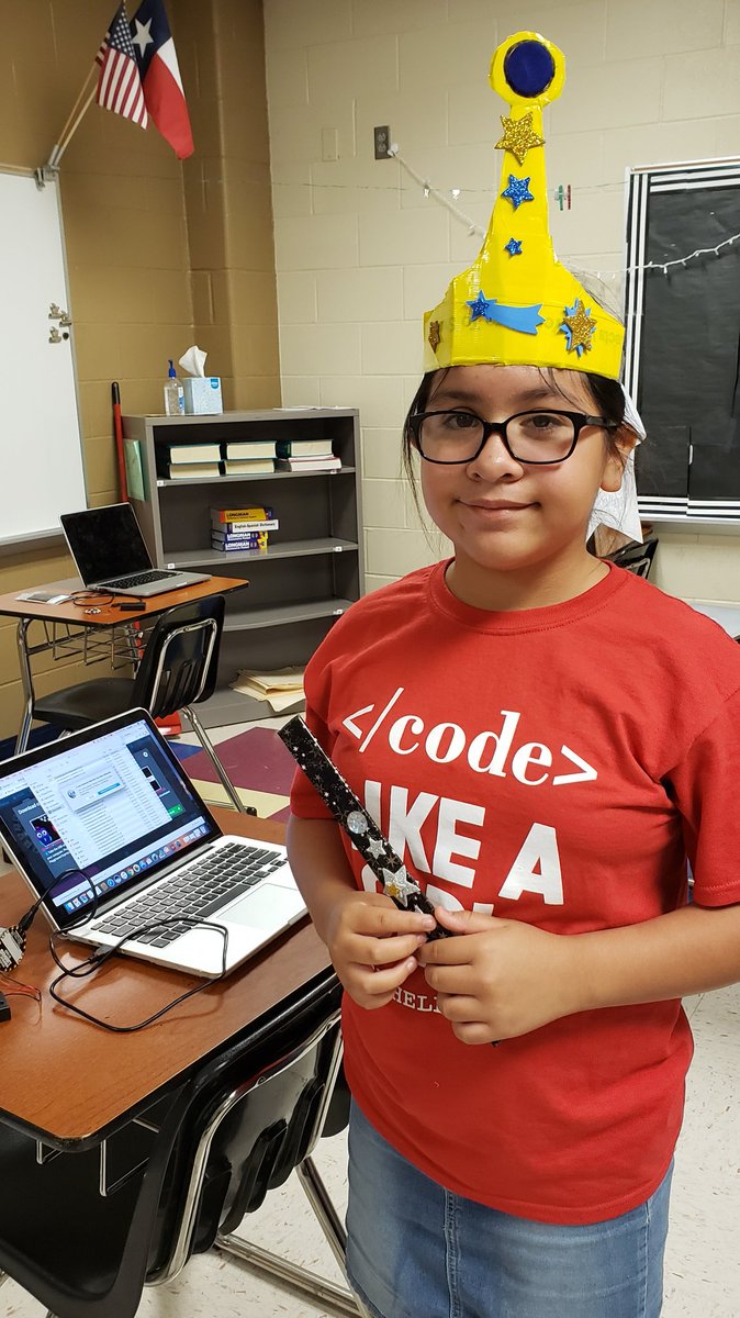 Mrs_LQRivera's tweet photo. Ariana had a blast coding and programming at #CODEchella this week! #McAllenisd #DistrictofChampions @McAllenISD https://t.co/zQxprfHrIR
