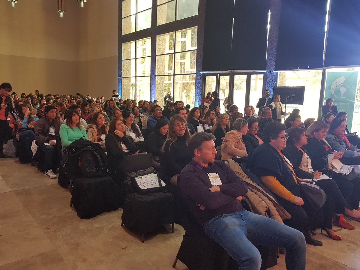 albarpinto's tweet photo. Taller herramientas digitales para el aprendizaje @americosirvente #Cietyc2019 #SanJuan #Argentina @InecTIC https://t.co/28KREf85Z8