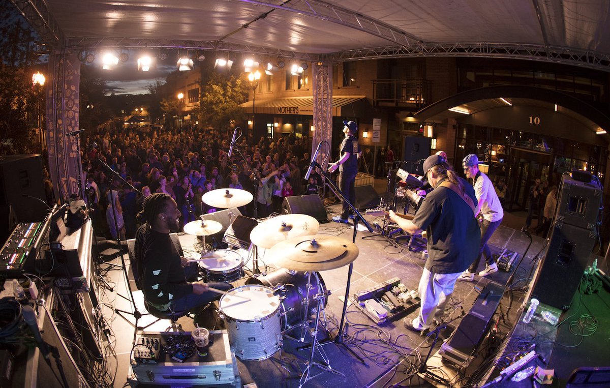 BiteofBend's tweet photo. OREGROWN MUSIC STAGE — The Bend Premier Real Estate Bite of Bend is this weekend! Check out the FULL MUSIC LINEUP for Friday, Saturday and Sunday at https://t.co/GzMHgXhwpc 🎶🎤🎸 — the festival is FREE entry! #livemusic #biteofbend #oregrown #centraloregon #inbend #bendoregon https://t.co/u9u6CDHlUw