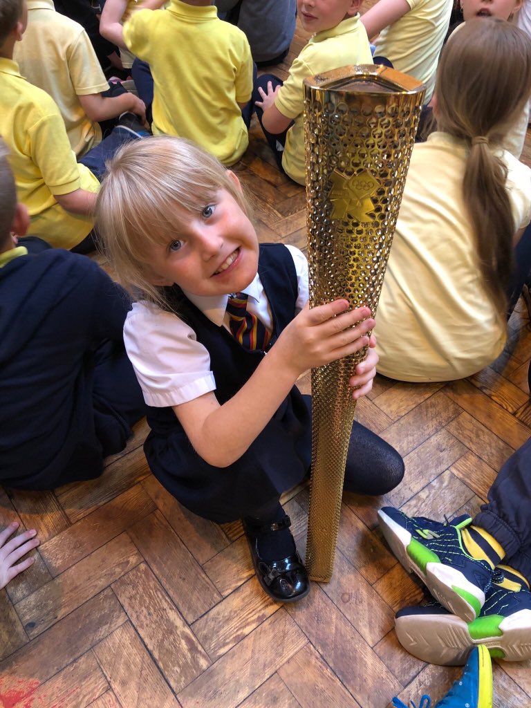 inspiration4s's tweet photo. A MASSIVE WELL DONE!!! to all the pupils at @MorningsidePS You were totally awesome today 👏🏻 😎 🏆
Glad you all had an amazing day of fun, fitness &amp; motivation from @ChuckFlynn93 !!! we’ve had overwhelming positive feedback from the kids &amp; teachers 🙌🏻😃 👩‍🏫
https://t.co/FpxlBmfpWV https://t.co/OBG4yzWkE6