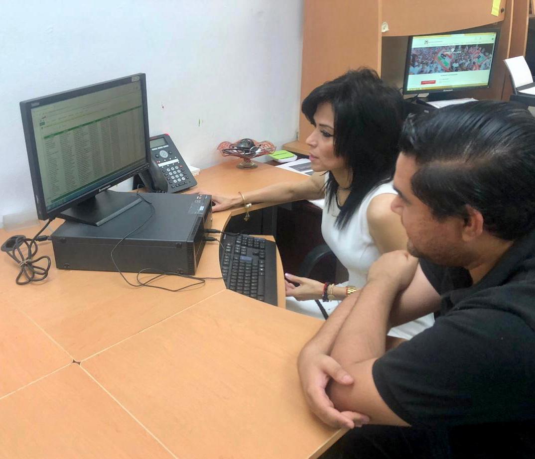 ENMPRINL's tweet photo. 📍📑 El día de hoy nos encontramos revisando los resultados del examen del módulo III de nuestras alumnas del estado de Nuevo León. @ENMPRIISTAS  #LaCausaNosUne @thella_r https://t.co/icQjKkEYW0