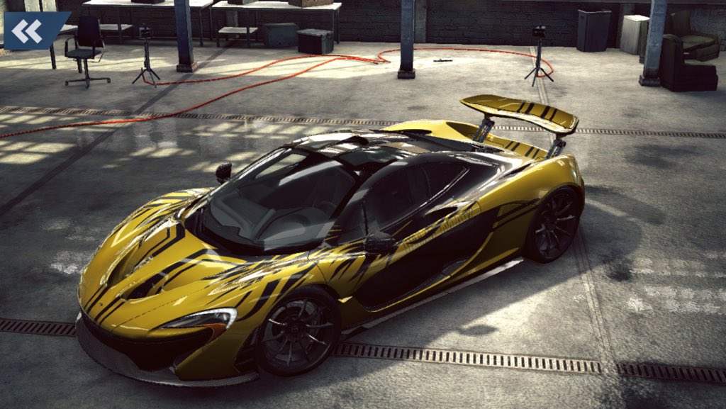chrisbxc's tweet photo. @NFSNL @dimmak #NFSNLNeonFuture #EAGiveaway https://t.co/qNdMS3j5zD