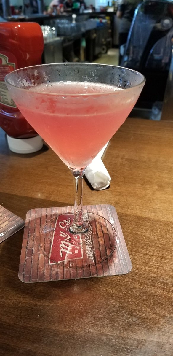 yourbabygirl81's tweet photo. When you are delayed 2hrs in #Toronto and its your birthday you get drinks @Wahlburgers @DonnieWahlberg #bdaydrinks https://t.co/qOH0VoTe89