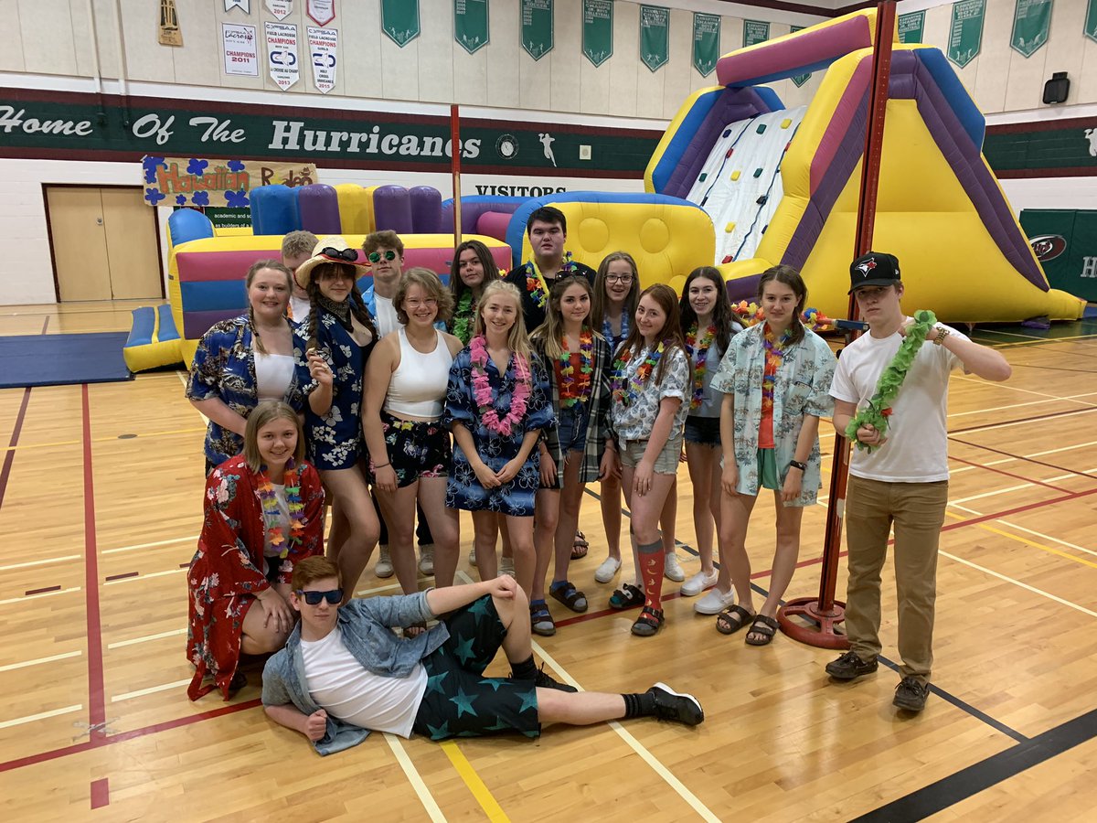 HCptbh's tweet photo. So much fun today at our Fun in the “sun”, well Fun in the gym, still a blast though! https://t.co/c7JkFIbYDP