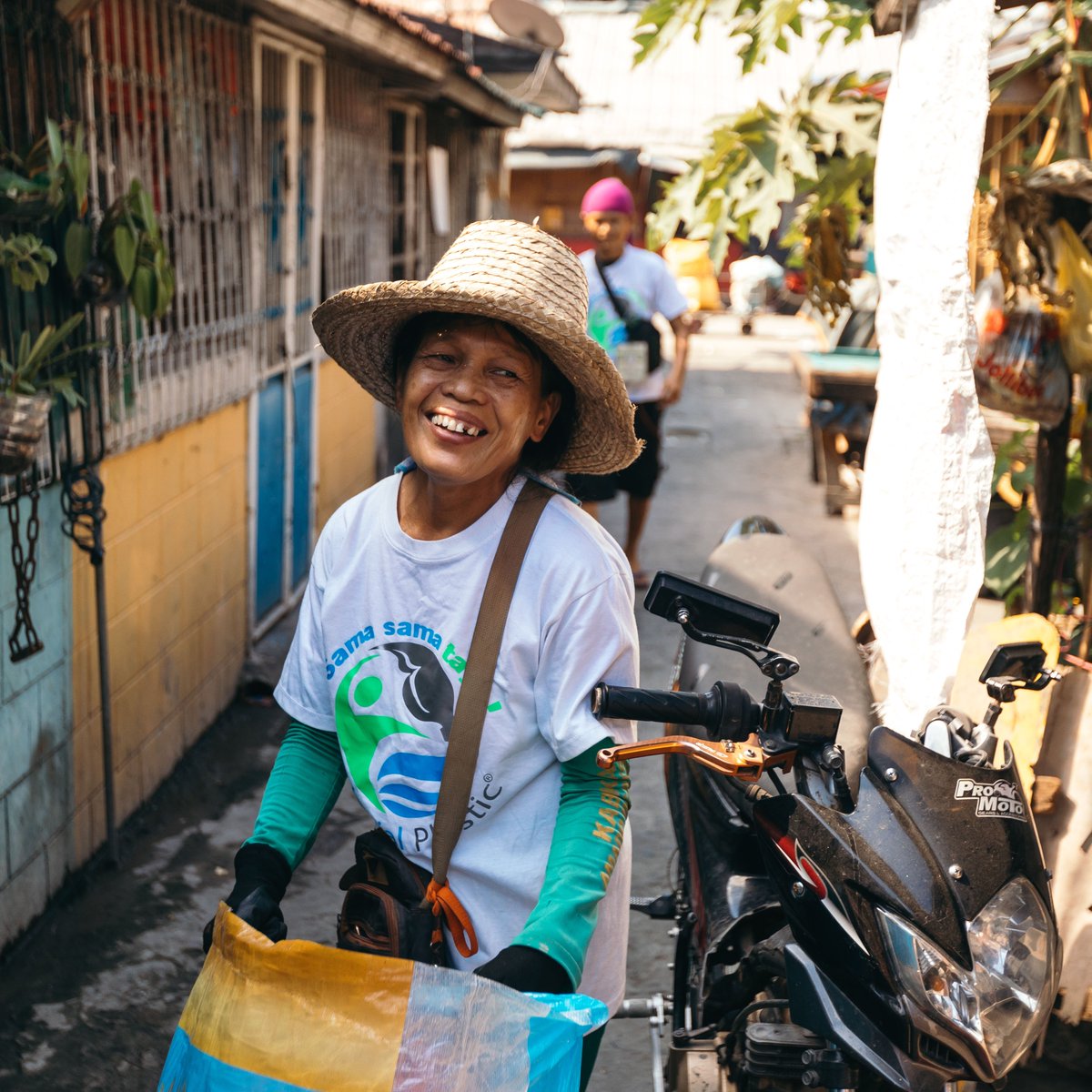 Changing the world starts today, with you. Partnering with @plasticbank means we’re committed to reducing plastic from our oceans. 

#Wellness #Health #Fitness #Vegan #Plantbased #Nutraceutical #Recycle #Protein #Health #Giveback #Makeachange #Environment #plasticneutral