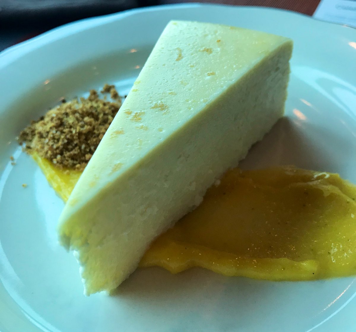 CruiseRoomEire's tweet photo. Here’s what you could be having for dinner tonight if you were onboard @CelebrityIre Reflection...
(Don’t judge us, we know it’s 1 main & 3 desserts!!! 😂😍 We blame @CelebrityUK Janna... 😉
Oh and yes...the food was beautiful! 😛😍 #choosecruise #timetogetonboard https://t.co/bchAxEb6LB