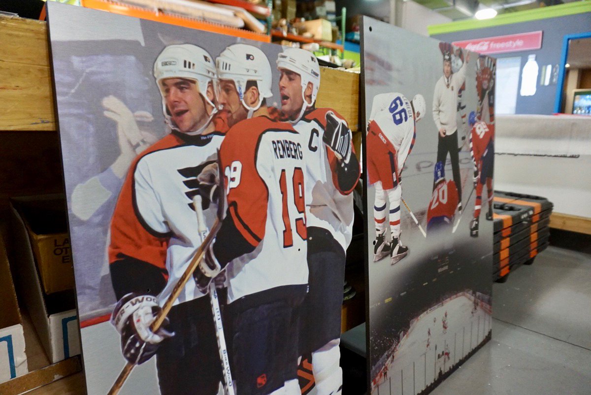OmegaHIPS's tweet image. Hockey season may be over, but the thrill lives on with these sweet @NHLFlyers prints! #PrintPower #PrintSignage #PrintSolutions