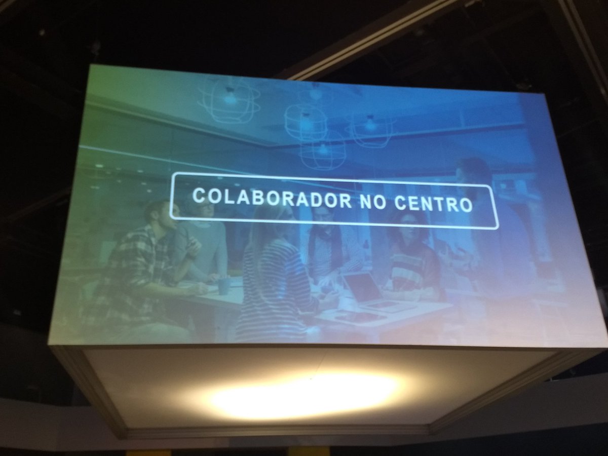 andresantoniuk's tweet photo. 3 días en el "congreso internacional de automatización bancaria" y lo más relevante son las personas (clientes, colaboradores) y no la tecnología para automatizar!
#CIABFEBRABAN #ciabfebraban2019 #ciab https://t.co/ogAVkF0kYM