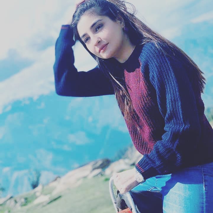 LazyTwizzler's tweet photo. for you 🥀🥀🥀🥀💖💖💖 @IamGulPanra  #GullPanra https://t.co/R0sFv3URDk