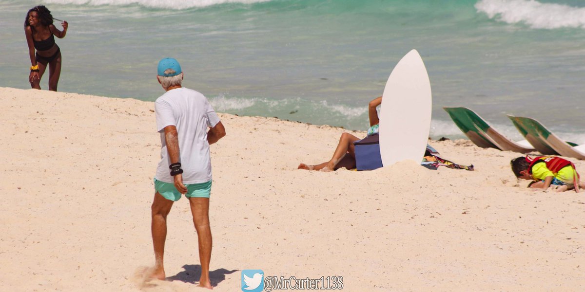 MrCarter1138's tweet photo. Y las vacaciones comienzan.

f/8 1/500 300mm ISO100

#travel #Reise #photography #mx
#RivieraMaya #canon #mexico #sand #sea #mar #humour #pics
#beach #vacaciones #verano 
#photojournalism #photograph https://t.co/q8miaFDdBQ