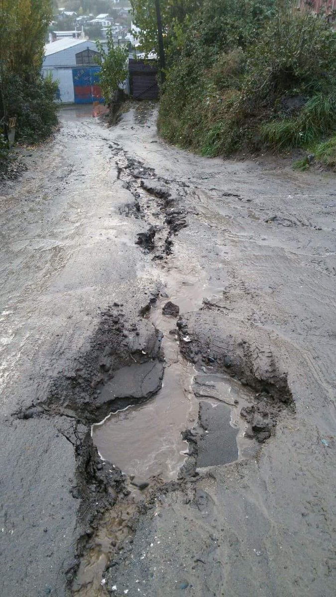 nicolasAvargas's tweet image. ¿Que pasa con obra de mitigación/pavimentación en Calle Pedro Montt2 subida G. Riveros norte ? Promesas  de años !! 0 solución. @Fernandoborquez @fernandogunckel @Minvu @Juaneduardoconc @Jvpedromontt2